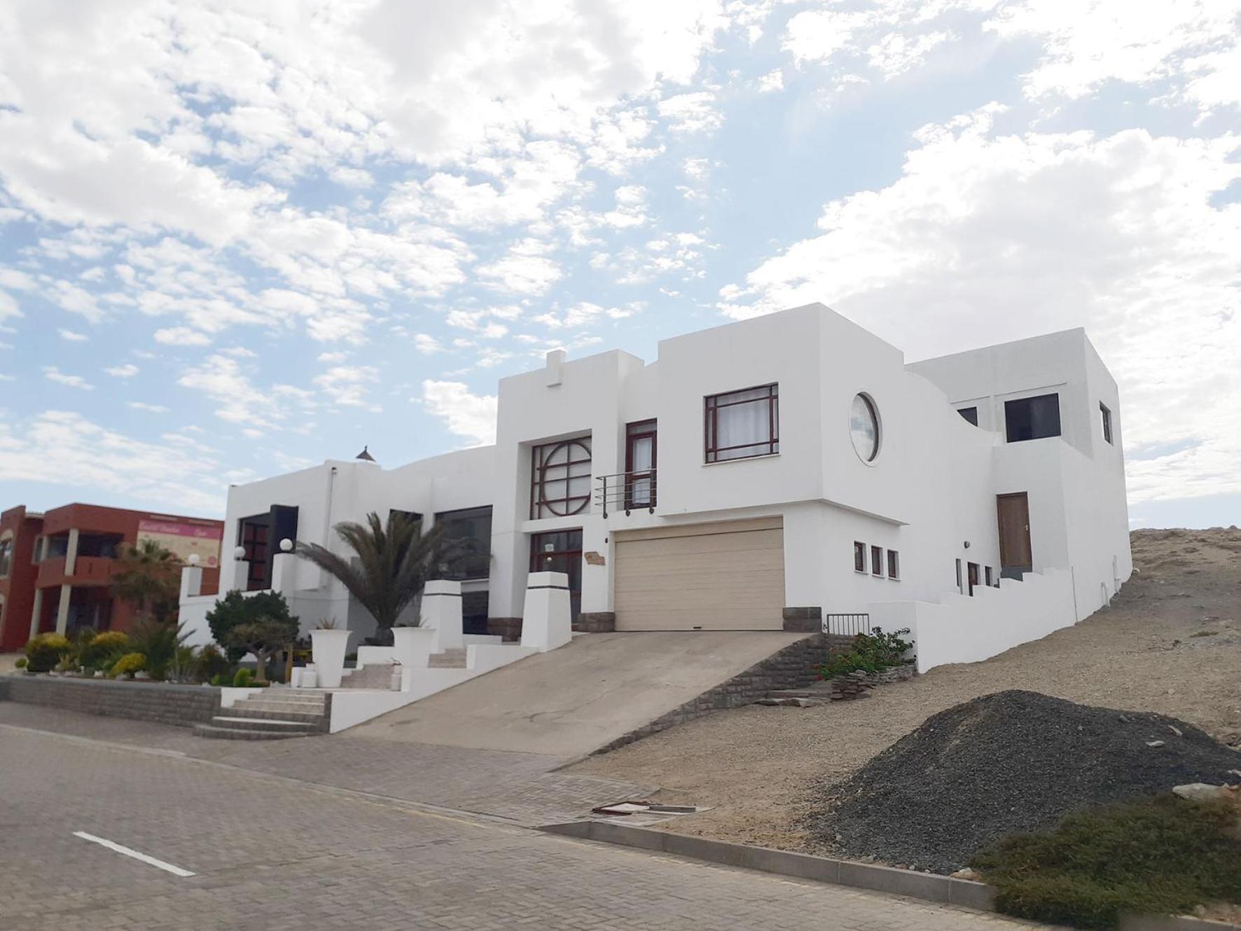 Shark Island Guesthouse Luderitz Ngoại thất bức ảnh