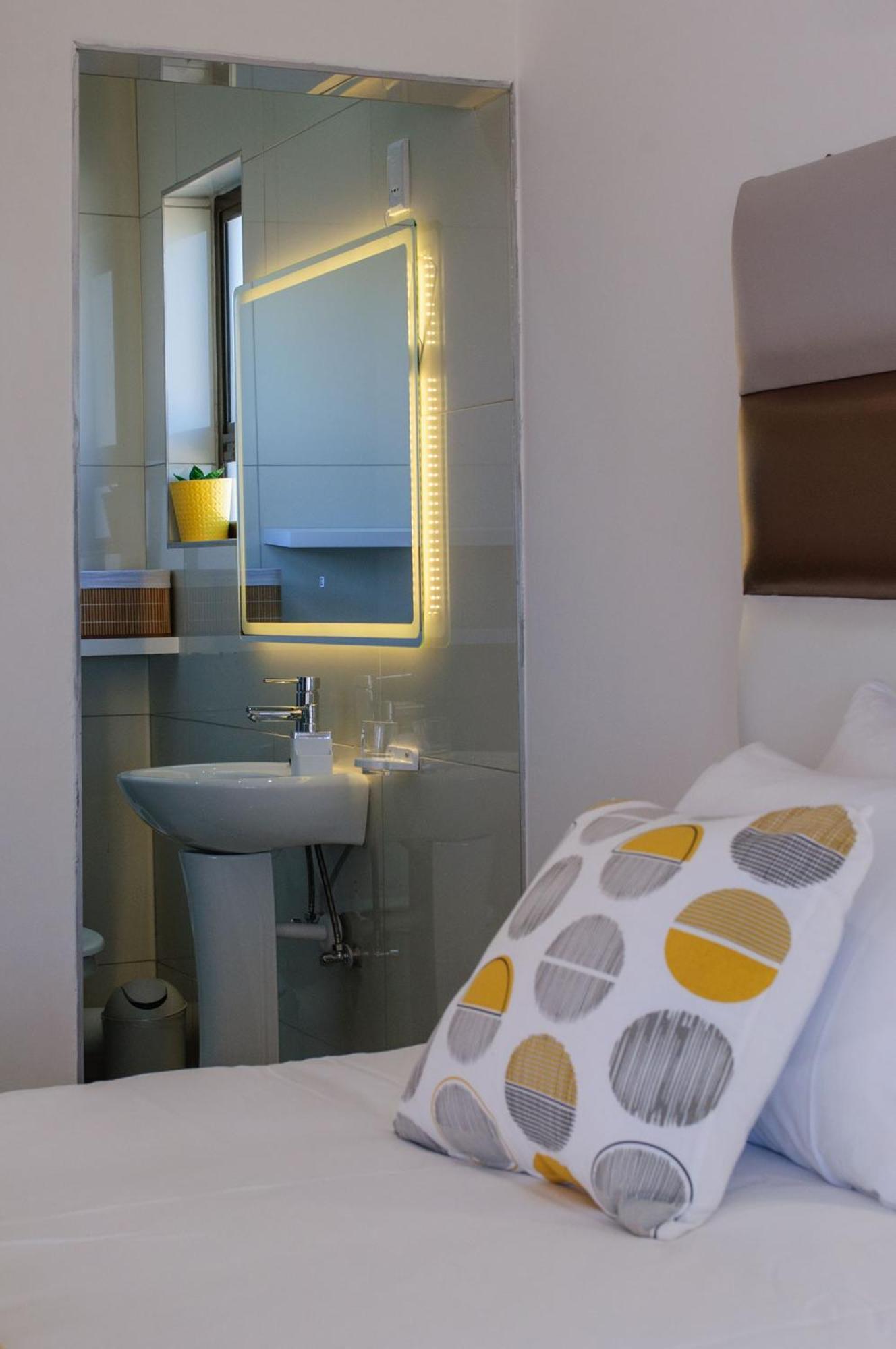 Shark Island Guesthouse Luderitz Ngoại thất bức ảnh